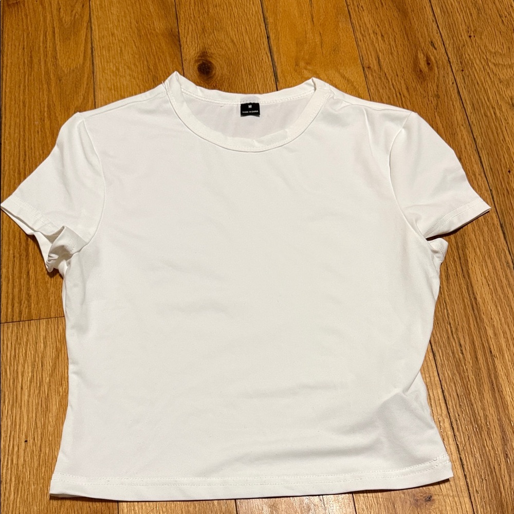 SHEIN White Short Sleeve Tee